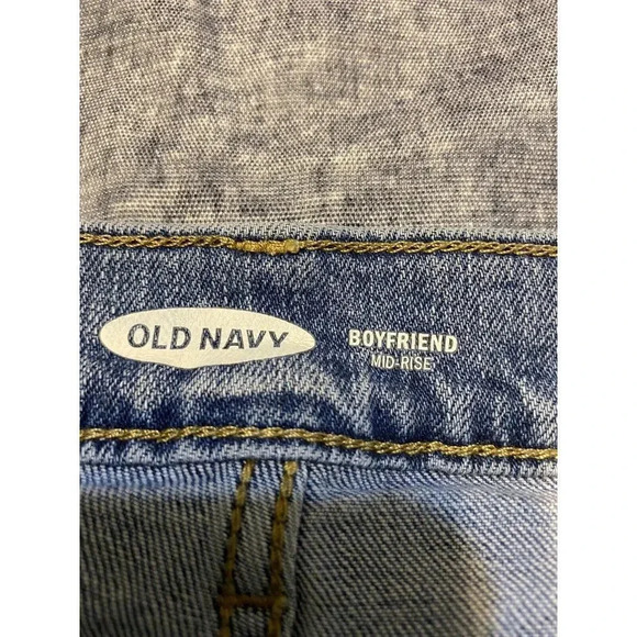 OLD NAVY BOYFRIEND JEAN MIDRISE SIZE 6 - SUPER DISTRESSED - QUICK SHIPPING - Picture 11 of 12